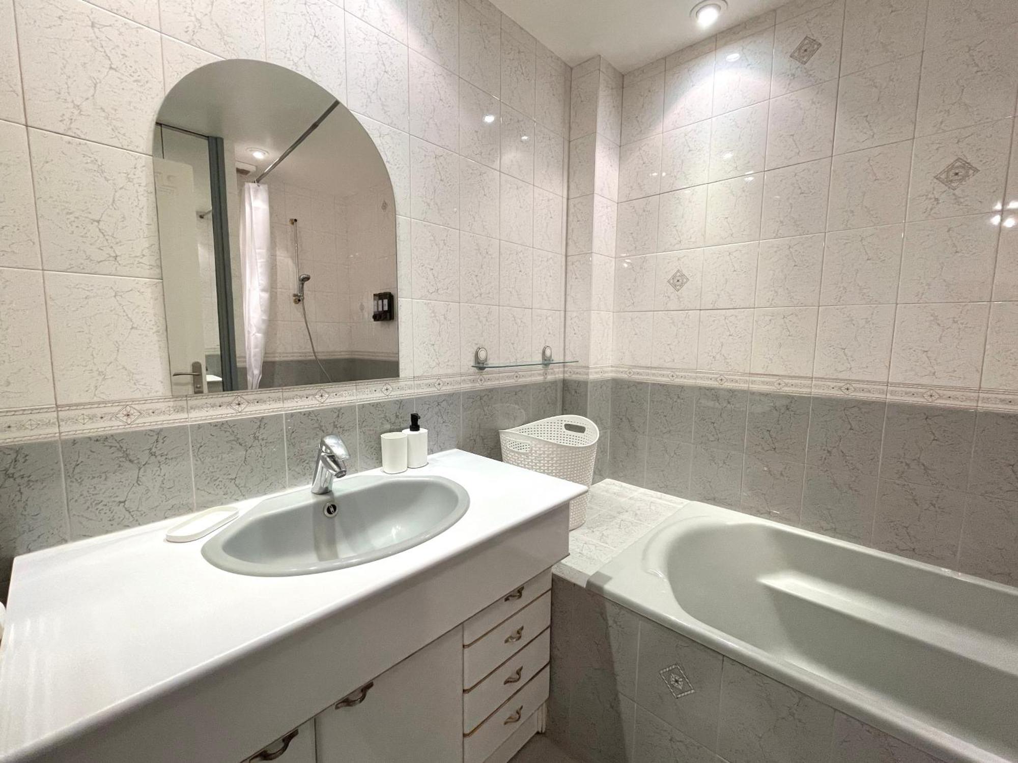 טרואה Appartement Confortable, Centre-Ville מראה חיצוני תמונה