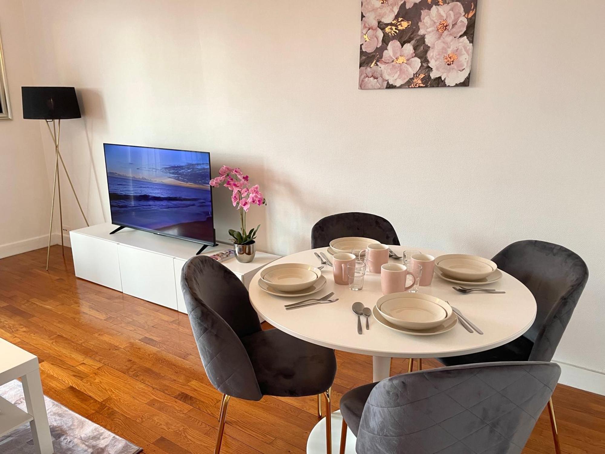טרואה Appartement Confortable, Centre-Ville מראה חיצוני תמונה